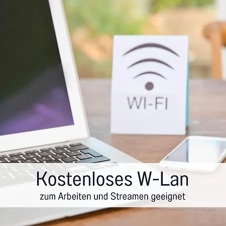 Hausboot Claudia Bådhotel *