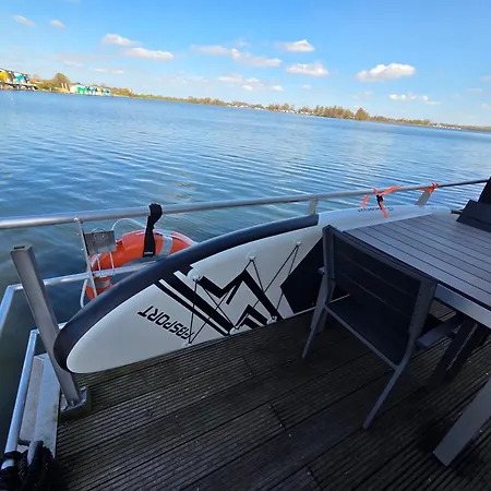 Hausboot Claudia Bådhotel