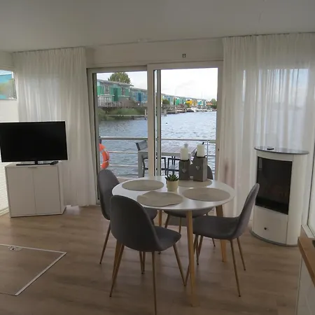 Bådhotel Hausboot Claudia