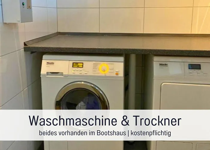 Båthotell Hausboot Claudia Maasbommel